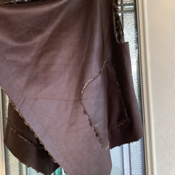 Dolce Cabo Open Front leather Faux Fur Vest Women's - Picture 12 of 13